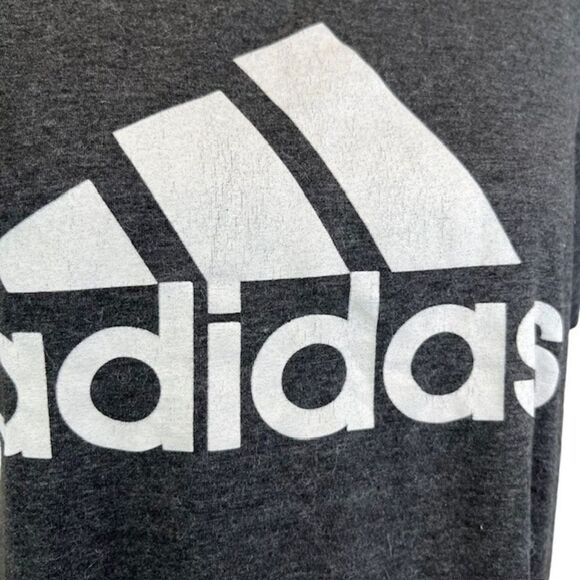 Adidas Golf Sereno Women's Graphic Tee Charcoal Size Large - Picture 2 of 9